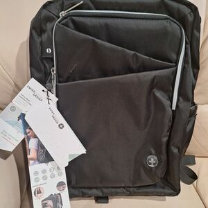 Black Swissgear Backpack